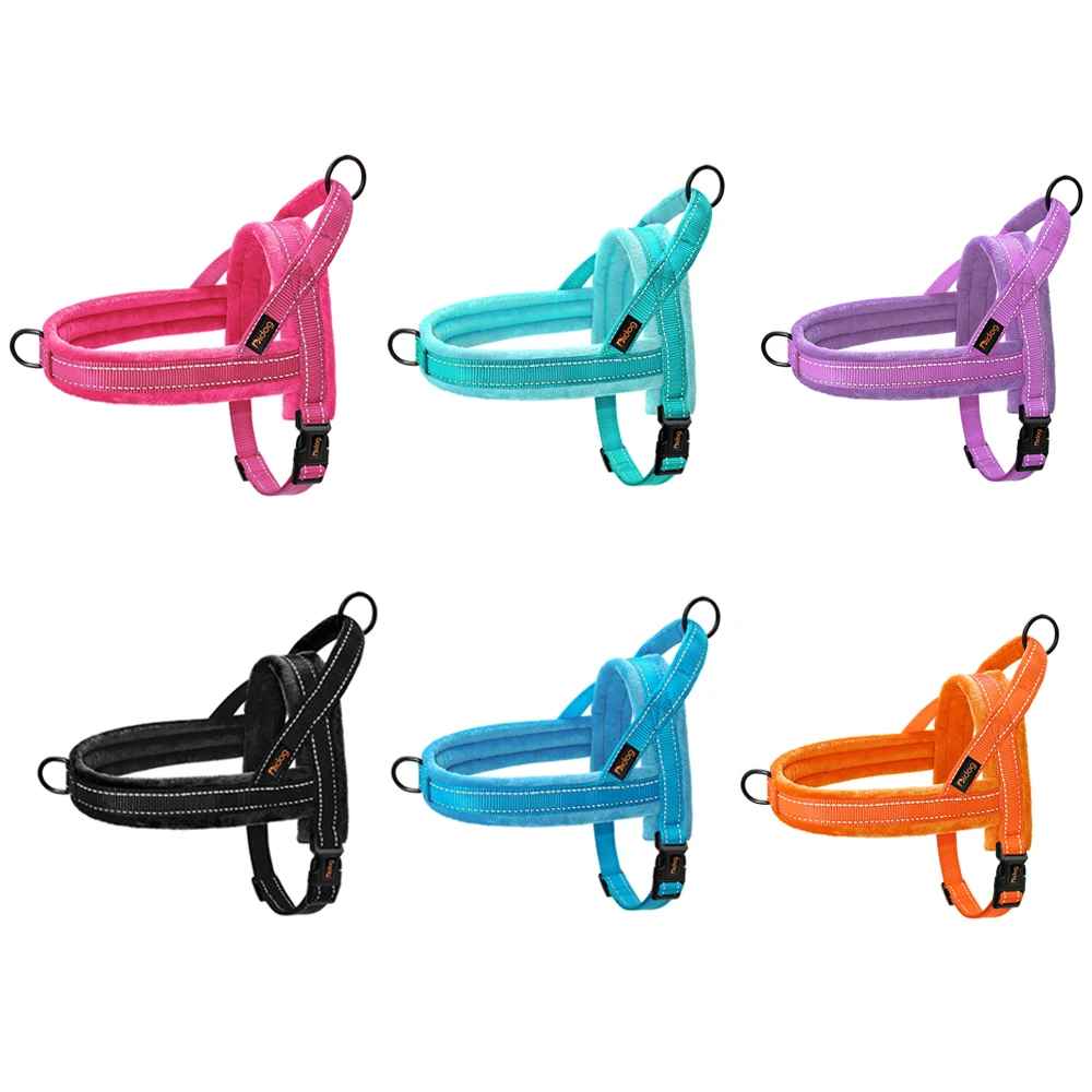 Gamme de harnais anti-traction pour chiens en plusieurs couleurs, modèles réfléchissants et réglables pour toutes tailles, accessoires de promenade confortables, boutique Pitou et moi.