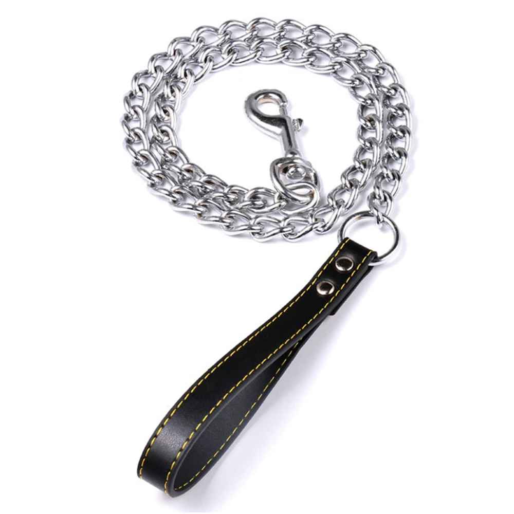 Laisse pour chien Grand Manitou noire : poignée en cuir véritable noir avec surpiqûres jaunes contrastées, reliée à une chaîne métallique argentée robuste en acier inoxydable.