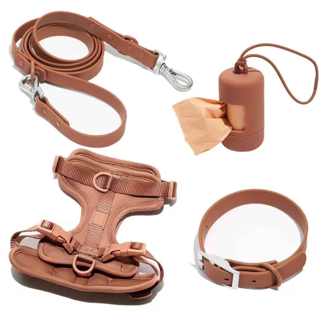 Kit complet promenade chien brun : harnais confort, laisse robuste et collier - Collection Pitou et moi.