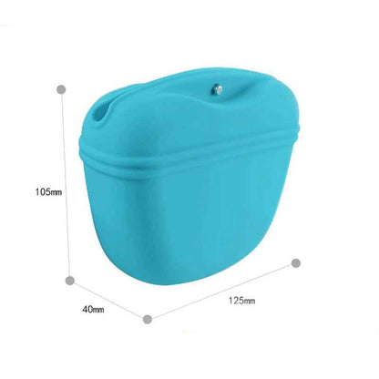 Dimensions de la pochette à friandises en silicone pour chien, format compact 12,5 cm pour éducation canine